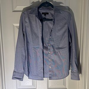 Banana Republic Light Blue Casual Button-Down Shirt